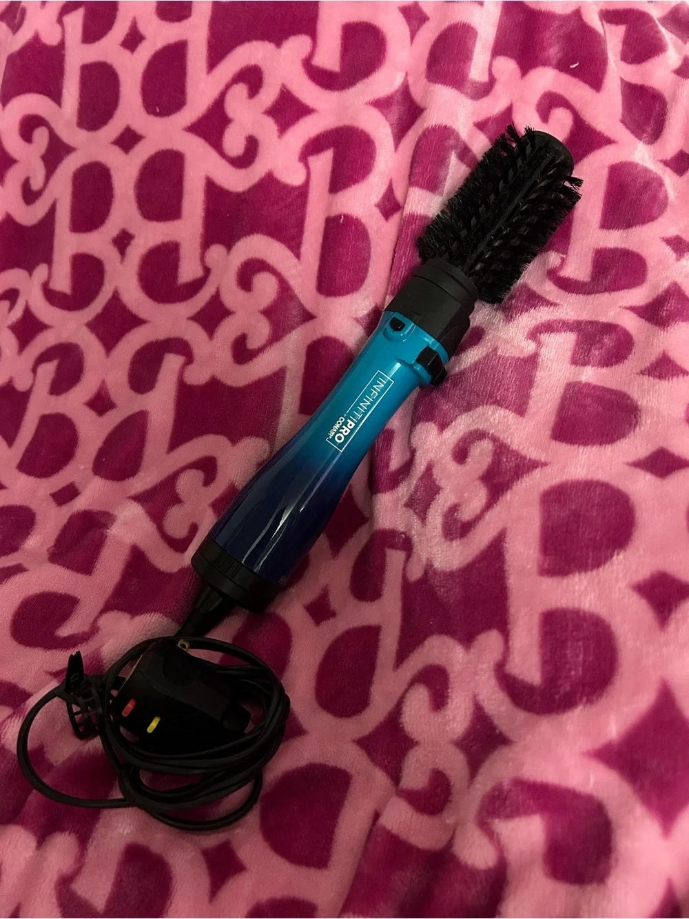 Conair InfinitiPRO Curling Iron in Teal Blue